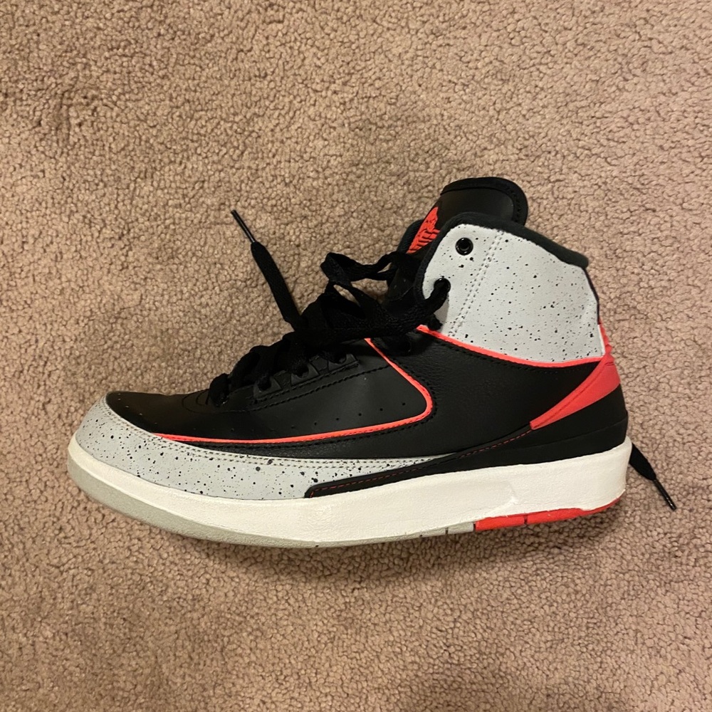Air Jordan retro 2 BG